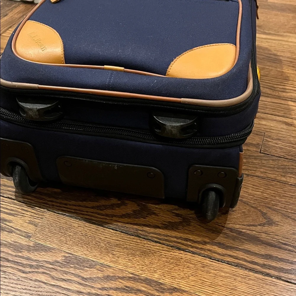 Vintage L.L. Bean Roller Bag Carry-on Navy Leather Trim 20x13x8.5”